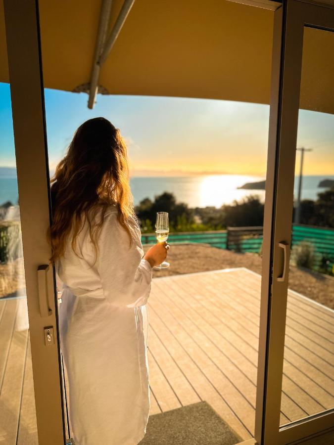 Hotel Drift Off Grid Luxury Eco Glamping Tarakohe Exterior foto